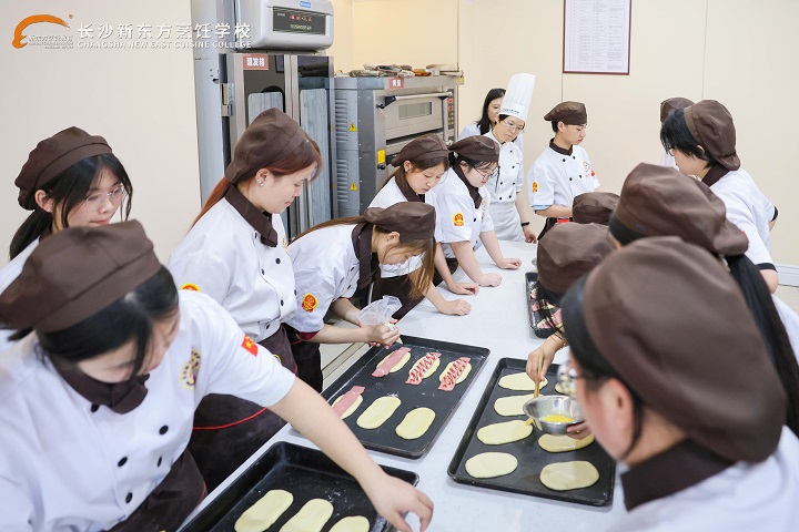 名師進校園