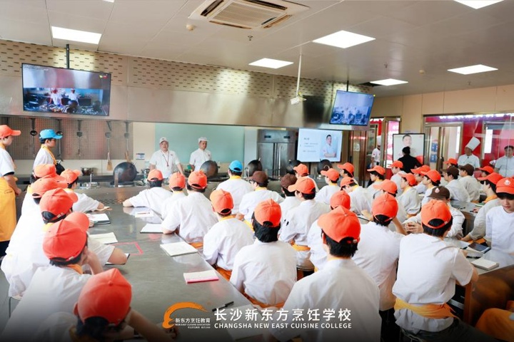 產(chǎn)教融合企業(yè)大碗先生總廚親授